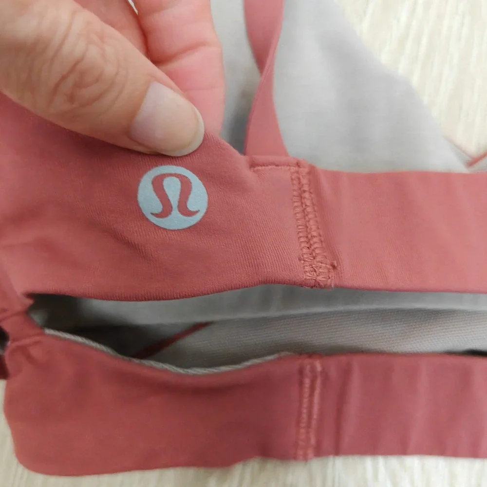 Lululemon Womens Lean In Bra 6 Rose V-Neck Double Strap Back Athleisure Yoga